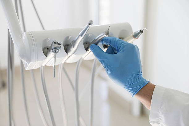 Professional Emergency Dentist technician working in Azusa, CA